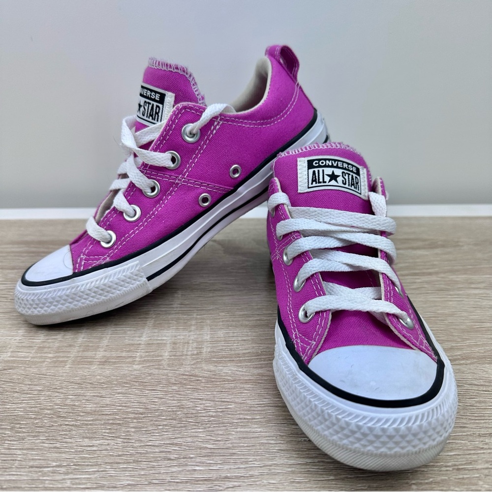 Converse Women's 5 All Star Madison OX Fuchsia Glow Pink Sneakers  Size 5 US